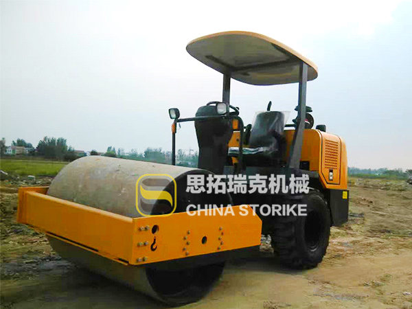 關(guān)于小型壓路機方向盤(pán)太重怎么辦