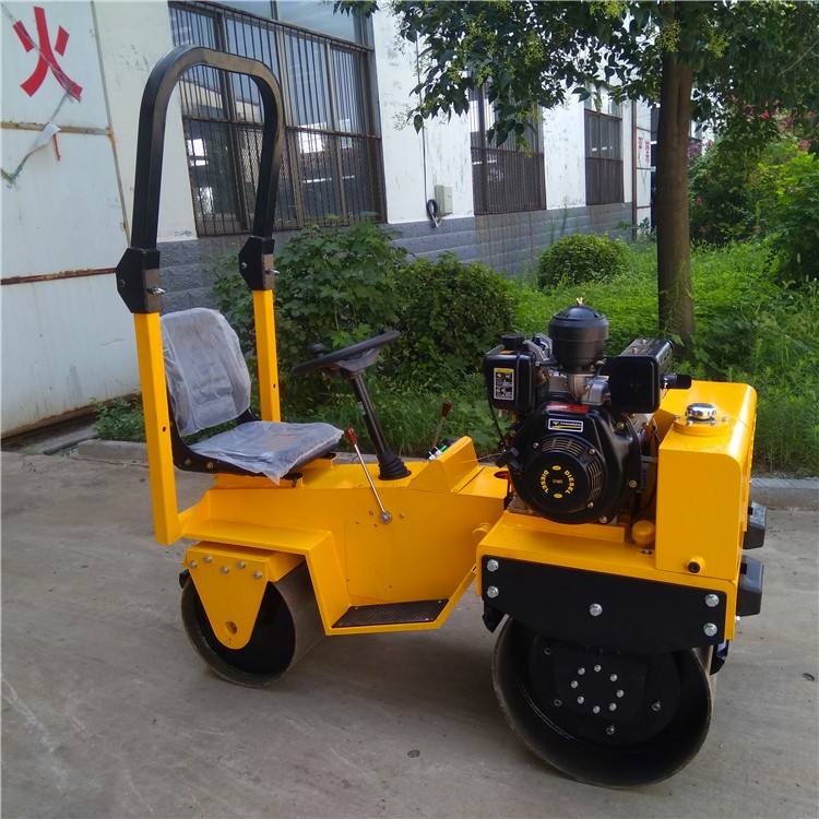 沖擊壓路機是怎么保養的？