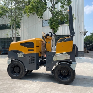 雙膠輪壓路機ST5000DQ